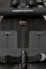 Načíst obrázek do prohlížeče Galerie, WaterRower S4 Shadow - Veslovací trenažér