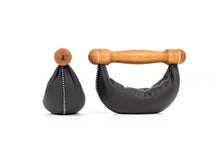 Načíst obrázek do prohlížeče Galerie, SwingBells Závaží - Třešňová (2 kusy)