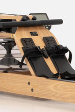 Načíst obrázek do prohlížeče Galerie, WaterRower Pure VR3 Oak - Veslovací trenažér
